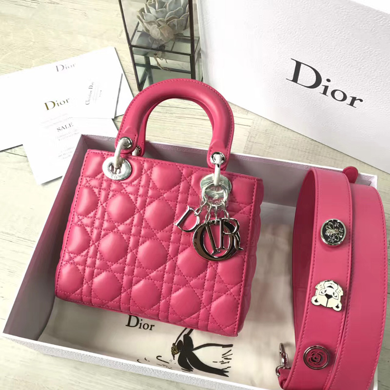 Dior LADY DIOR小羊皮手提包 2017新款迪奧徽章戴妃包 玫紅色
