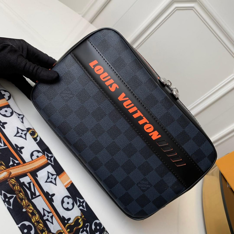 N60245 LV大號(hào)盥洗包 Damier Cobalt 帆布格仔手包 LV手包 藍(lán)色 N60245 LV大號(hào)盥洗包 Damier Cobalt 帆布格仔手包 LV手包 藍(lán)色