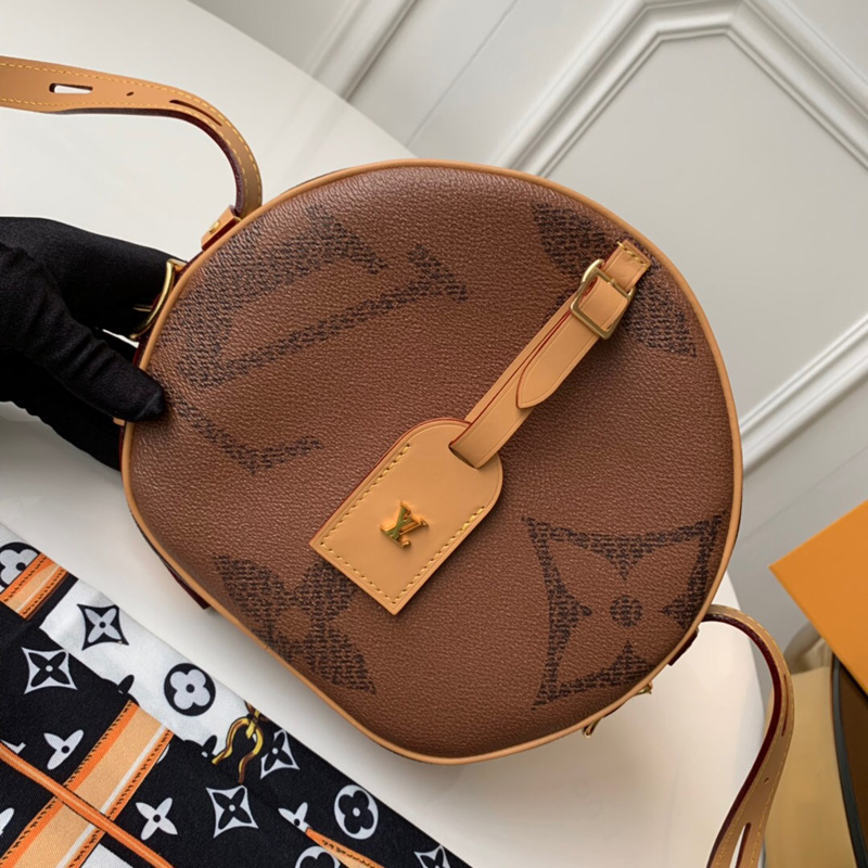 M44604 LV BOITE CHAPEAU SOUPLE 手袋 LV圓餅包