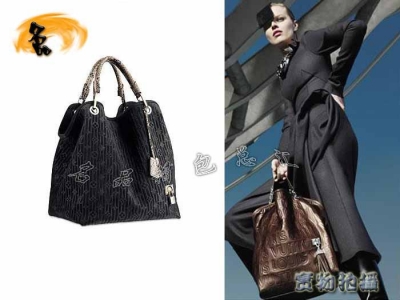 M95811 LV�¿�Ů�� LVĥɰƤ LV�����  LV�μ�� LV�ϻ�