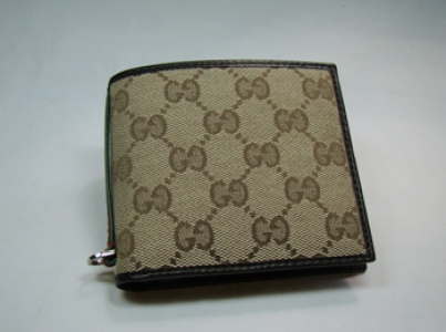131927 ��AƷ�|(zh��) GUCCI���¿���ɫ����ϵ���X�� GUCCI��(j��ng)���r(sh��)����ʿ�X�A