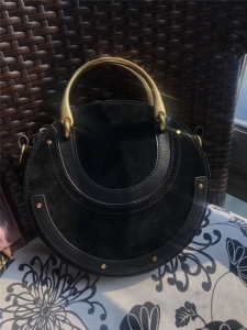 Chloe ޢ�� 17�ﶬ Pixie�֭h(hu��n)�� ĥɰƴƤ �A������� ��ɫ
