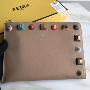 FENDI �ҵ� 0365L �¿���ܛСţƤ��ɫ�Tᔭh(hu��n)�@���?zh��n)��ð?��ɫ