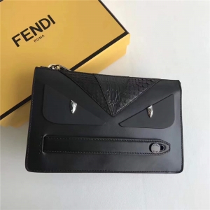 FENDI �ҵ� 355 ����(j��)��BAG BUGS�۾��D����Ƥ�{�~(y��)Ƥ�����ð� ��ɫ