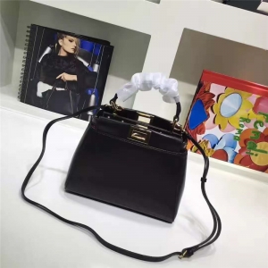2590 FENDI �ҵ� ƴɫܛ��� ����� �ɂ��ȴ� ������� ��ɫ