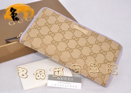 112724 һ��һƷ�|(zh��) Gucci���¿� �����pG�����L���X�� GucciŮ�� ����\��ɫ