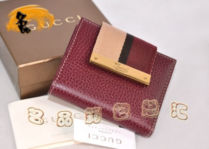 181670 һ��һƷ�|(zh��)Ů�� Gucci�M(j��n)�ڸߙnţƤ�r��Ůʿ�̿��X�A Gucci�X�� �tɫ