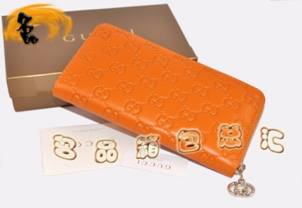 212110 �����X�� Gucci���¿� Gucci�ߙn�^��ţƤŮʿ�X�A Gucci�L���X�� ��ɫ