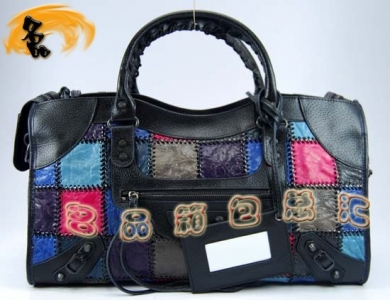 228770 ������������� �M����Ƥ�r�����e�� Balenciaga�μ�� ��܊�{ɫ