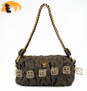 29210 �����_(d��)���¿�Ů�� Prada����� Prada�μ�� ԭ��һ��һƷ�|(zh��) ��ɫ