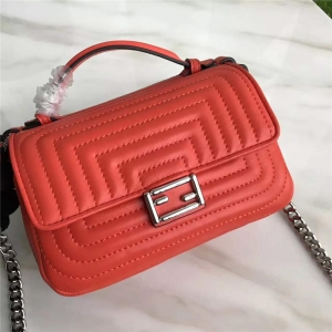 FENDI �ҵ� 8770 �r�b��� Micro Baguette ���y�p��朗l�� �tɫ