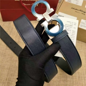Salvatore Ferragamo ������Ľ  �߶˶��� �M(j��n)���p�� �r(sh��)�����eƤ�� �{(l��n)ɫ�u׃��