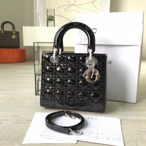 Dior�ϊW Lady Dior ��������� ���С̖ ��ɫ��Ƥ �yɫ���
