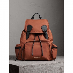 40330701 The Rucksack ��̖ ������ ����ƴƤ�� �͌��򱳰� �tɼɫ