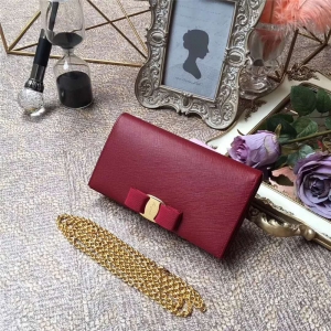 22B875 Ferragamo ������Ľ ����ɫVara�����Y(ji��) �๦��С�� ���t