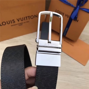 MP027 LV �����°��b �D(zhu��n)�ӿ� �ֹ��p�� �p����� LV��ʿ���� ��ɫ