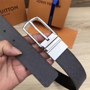 MP027 LV �����°��b �D(zhu��n)�ӿ� �ֹ��p�� �p����� LV��ʿ���� ��ɫ
