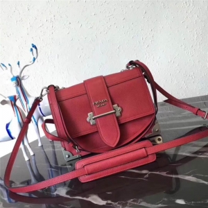 1BD095 Prada�����_ �M��СţƤ �μ�б��� �tɫ