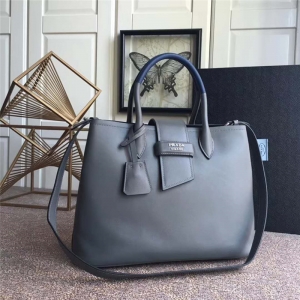 1BG148 Prada�����_ �M��СţƤ ƴɫƴƤ Ů����� ��ɫ