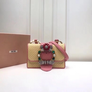 5BH609 MIUMIU��(zhu��n)���¿� ��ˮ������ �ݾ�Ƥ�� ���w�ִ� ��ɫ