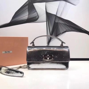 5BD115 MIUMIU��(zhu��n)���¿� �ֹ���Ƭ ���D(zhu��n)�i ���w朗l�� ��ɫ