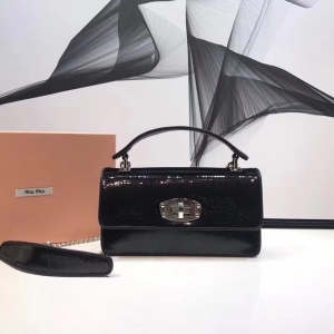 5BD115 MIUMIU��(zhu��n)���¿� �ֹ���Ƭ ���D(zhu��n)�i ���w朗l�� ��ɫ