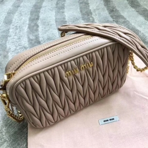 5BH118B MIUMIU�����¿� �ް�С��Ƥ ���C(j��)�� ��ɫ