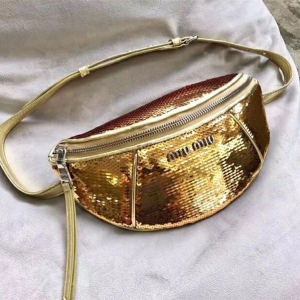 5BL010 MIUMIU ��(zhu��n)���¿� �ֹ�����C ��Ƭ���� ��ɫ