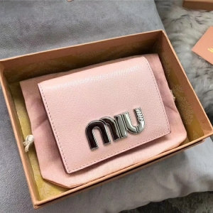 5MV204 MIUMIU �������� ��LOGO ƴɫ �ڴ�С�X�� ��ɫ