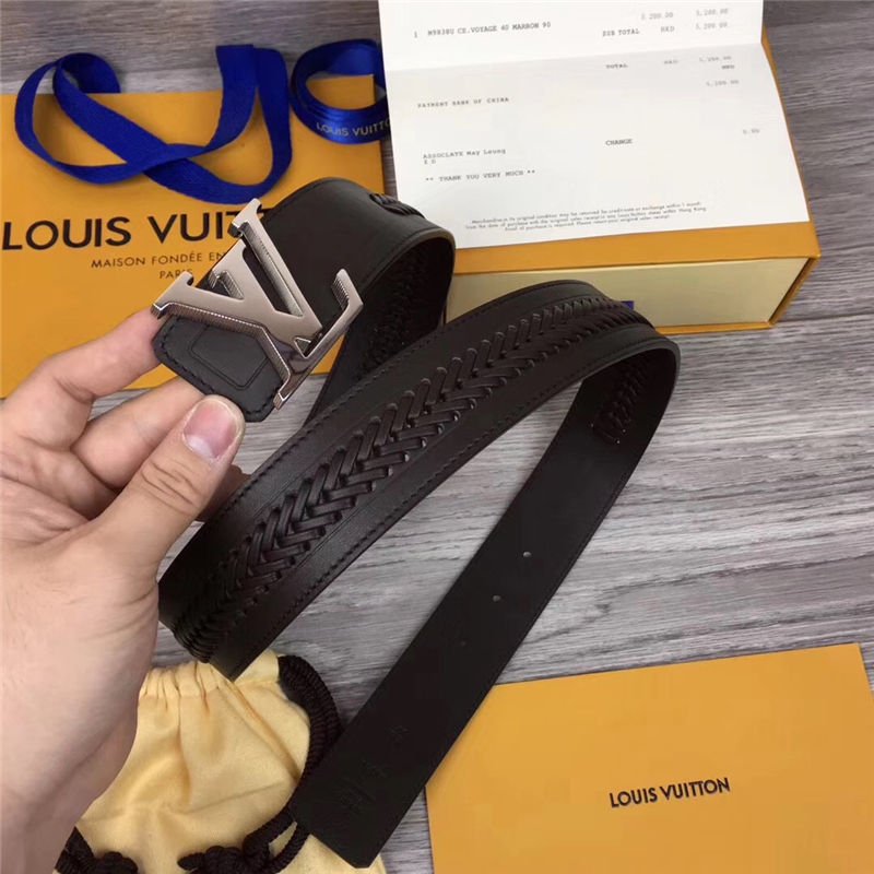 M9910 LV ·������ �����¿� ԭ�ξ�Ʒ ���뾎�� LVƤ�� ���ɫ