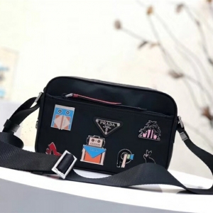 1NE021 PRADA�����_ �����¿� �C���˻��� �μ������� ��ɫ