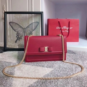 21G462 Ferragamo�Ƹ���Ľ ���ƼyţƤ Vara�����Y ��̖ 朗l���w�� �Ƽt