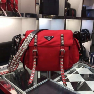 1BD118 PradaŮ�� �������� �T��b� �M(j��n)��ţƤ �����_(d��)�μ�� �tɫ