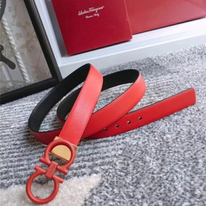 23B559 Ferragamo���� Gancini���R �p��Ƥɫ ������ĽŮ������ �tɫ