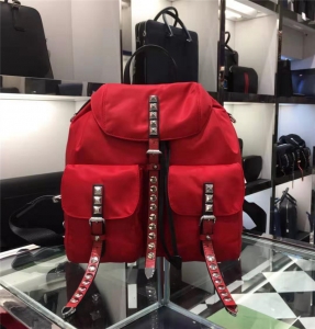 1BZ2811 Prada Black Nylon���� ��ᔿێ� ������ţƤ �����_�p��� �tɫ