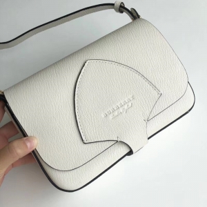 Burberry�ִ� ţƤ �͌���Ů�� ���w�Tʿ���ƿ� �͌���С���� ��ɫ