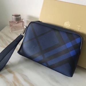 Burberry�¿��а� СţƤLondon��y �๦�� �͌�����ʿ���ð� �{(l��n)ɫ