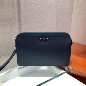 2VF056 Prada�п��ְ� Saffianoʮ�ּyţƤ ���ǻ՘�(bi��o) �����_(d��)���ð� ���{(l��n)ɫ