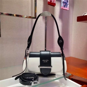 1BD168 Prada SidonieŮ�� СţƤ ƴɫ���w Ƥ��μ�� ��ɫ