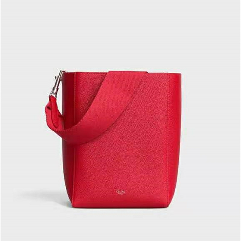 189303 Celine�ִ� SANGLE BUCKET С̖ ����СţƤ CelineˮͰ�� �tɫ