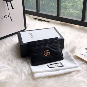 443127 Gucci GG Marmontϵ�п�Ƭ�A Gucci���� ��ɫ