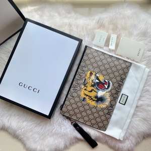 473904 Gucci Neo Vintage�߼����췫�����ð� Gucci���^ӡ���ְ�