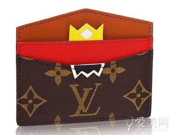 繼續(xù)奢侈風(fēng)向標 LV2015度假系列包袋
