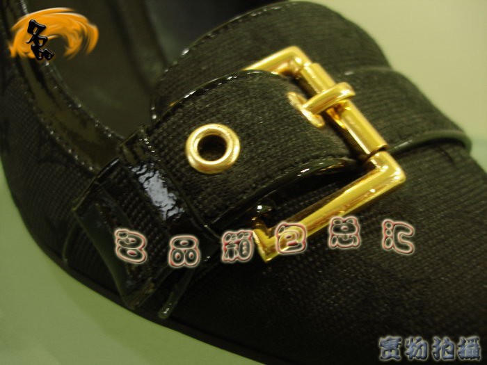 Louis Vuitton ��(j��ng)���ϻ� LVŮЬ LV�߸�Ь LV���(hu��)Ь һ��һ