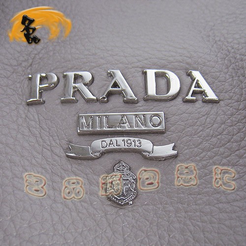 1811 Prada/�����_(d��) ���¿�r(sh��)��Ů�� PradaȫƤ����� Prada�μ�� ��(zhu��n)��Ʒ�|(zh��)