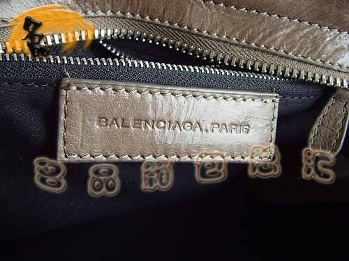 084332A BALENCIAGA�����r��Ůʿб��� �������ҙC܇�� �¿�ţƤ�����