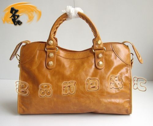 084338B 巴黎世家經(jīng)典款機(jī)車包 BALENCIAGA牛皮斜挎包 時(shí)尚女士手提包