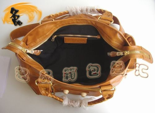084338B 巴黎世家經(jīng)典款機(jī)車包 BALENCIAGA牛皮斜挎包 時(shí)尚女士手提包