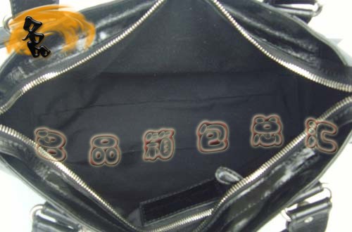084332A 專柜品質(zhì) BALENCIAGA最新款時(shí)尚女士手提包 機(jī)車包 巴黎世家斜挎包