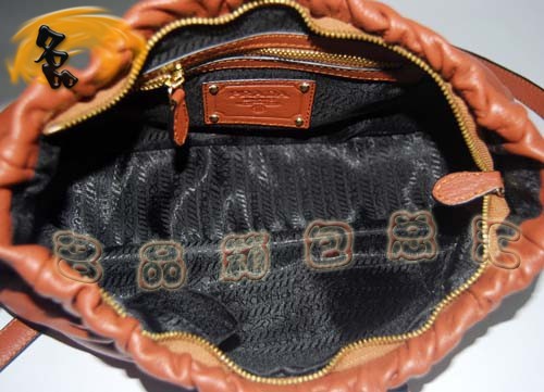5645 Prada���¿��ް�ţƤŮ�� Pradaб��� Prada�r(sh��)�����eŮ�� ���Sɫ